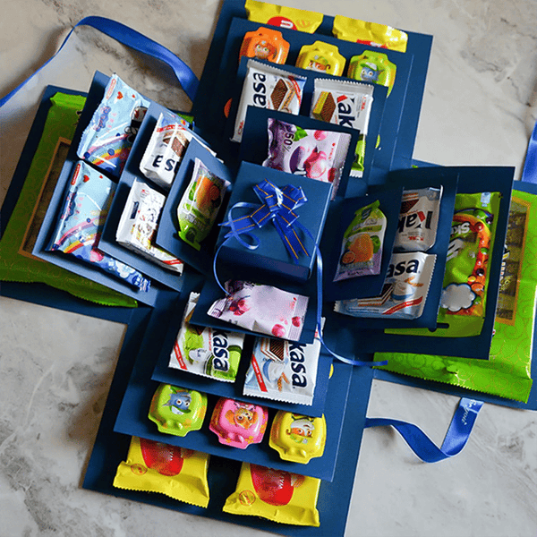DIY Surprise Gift Candy Explosion Box - Xmas Gift