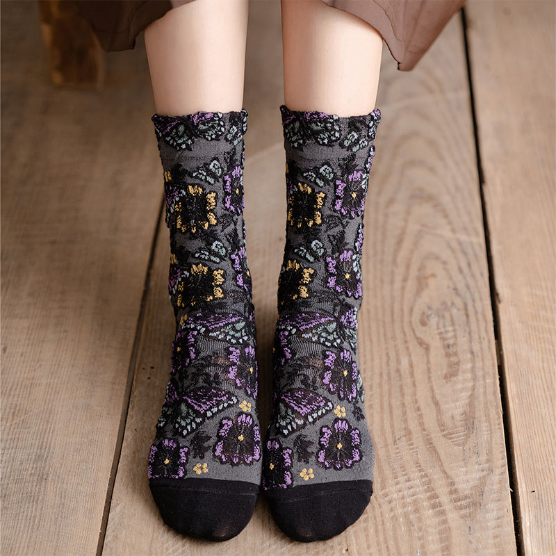 5 Pairs Women's Vintage Embossed Floral Mid-calf Socks